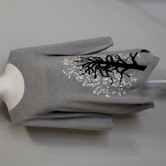 Anthropologie HWR Monogram Tree Sweater Button Gray Long  Size Medium - Picture 1 of 7